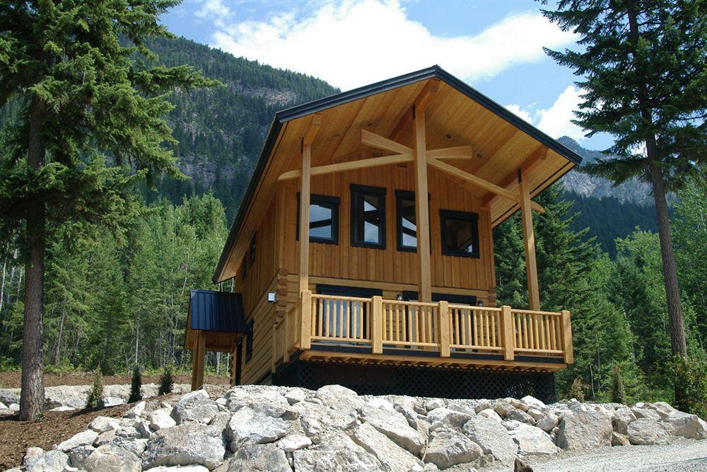 Mount 7 Lodges โกลเดน ภายนอก รูปภาพ