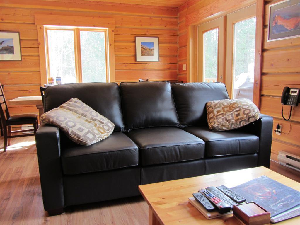 Mount 7 Lodges โกลเดน ภายนอก รูปภาพ