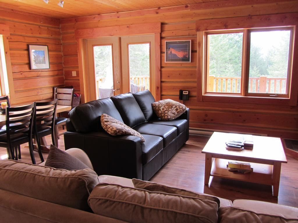 Mount 7 Lodges โกลเดน ภายนอก รูปภาพ