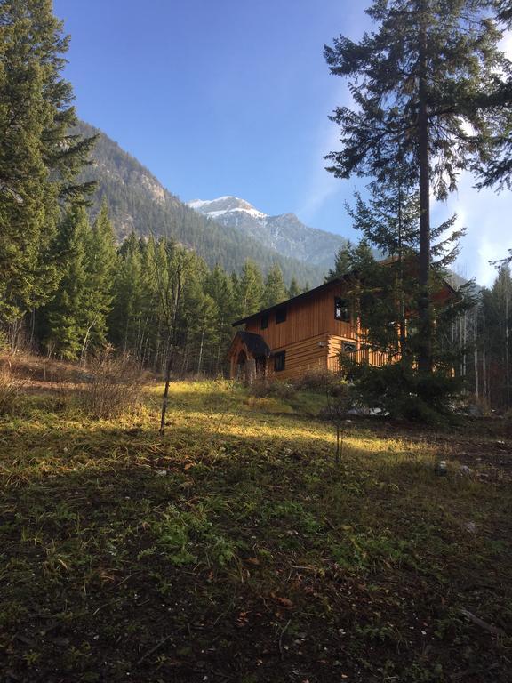 Mount 7 Lodges โกลเดน ภายนอก รูปภาพ